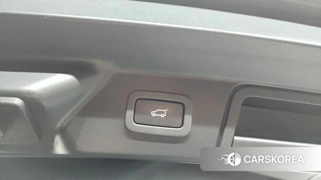 Land Rover Range Rover Velar id 4430160 из Кореи 8