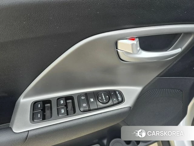 Kia Niro Plus id 4706719 из Кореи 8