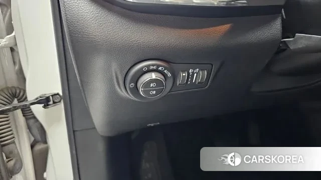 Jeep Compass 2nd Generation id 3002905 из Кореи 8