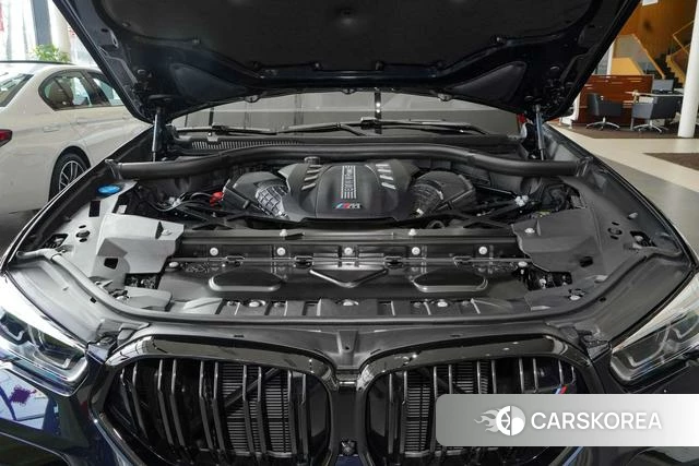 BMW X6 M id 4257532 из Китая 8