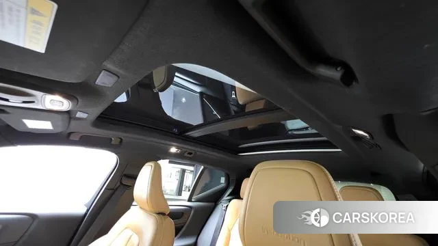 Volvo XC40 id 3736919 из Кореи 8