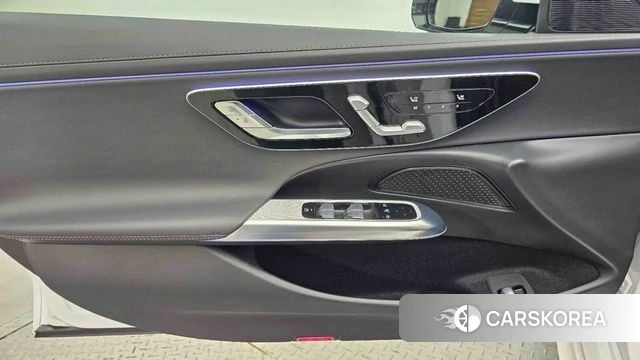 Mercedes-Benz E-Class W214 id 3882854 из Кореи 8