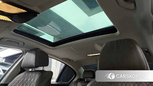 BMW 5 Series (G30) id 3631138 из Кореи 8