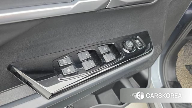 Ssangyong Torres id 4585443 из Кореи 8