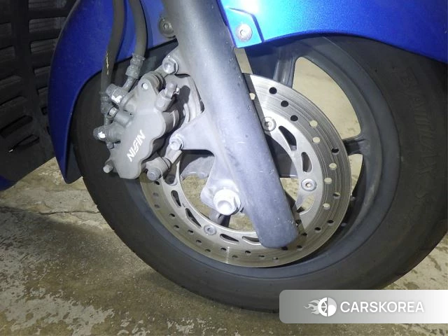 Honda FORZA Z id 3948294 из Японии 8