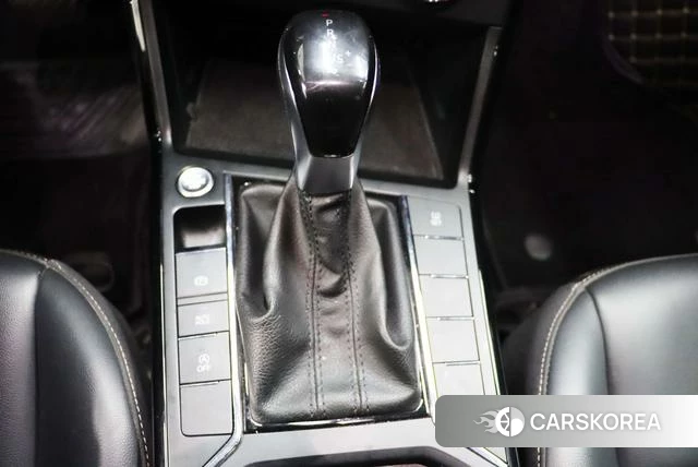 Volkswagen Passat id 4272742 из Китая 8