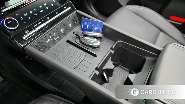Hyundai Santa Fe (MX5) id 3883343 из Кореи 8