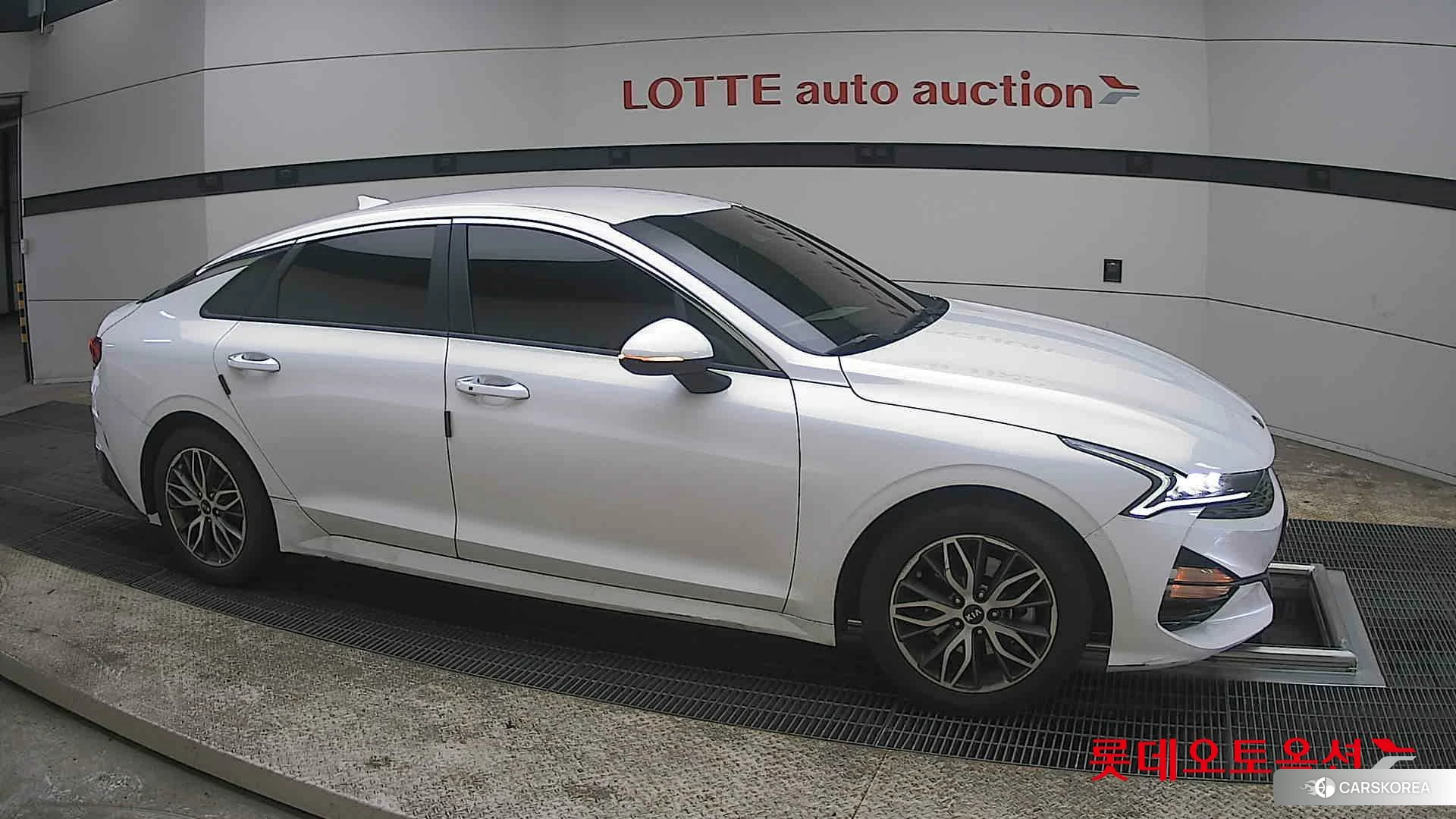 Kia K5 id 3869402 из Кореи 8