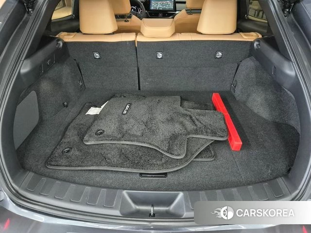 Lexus UX300h id 3856372 из Кореи 8