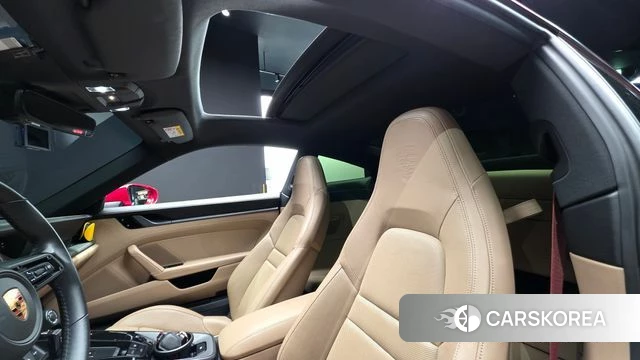 Porsche 911(992) id 4688854 из Кореи 8