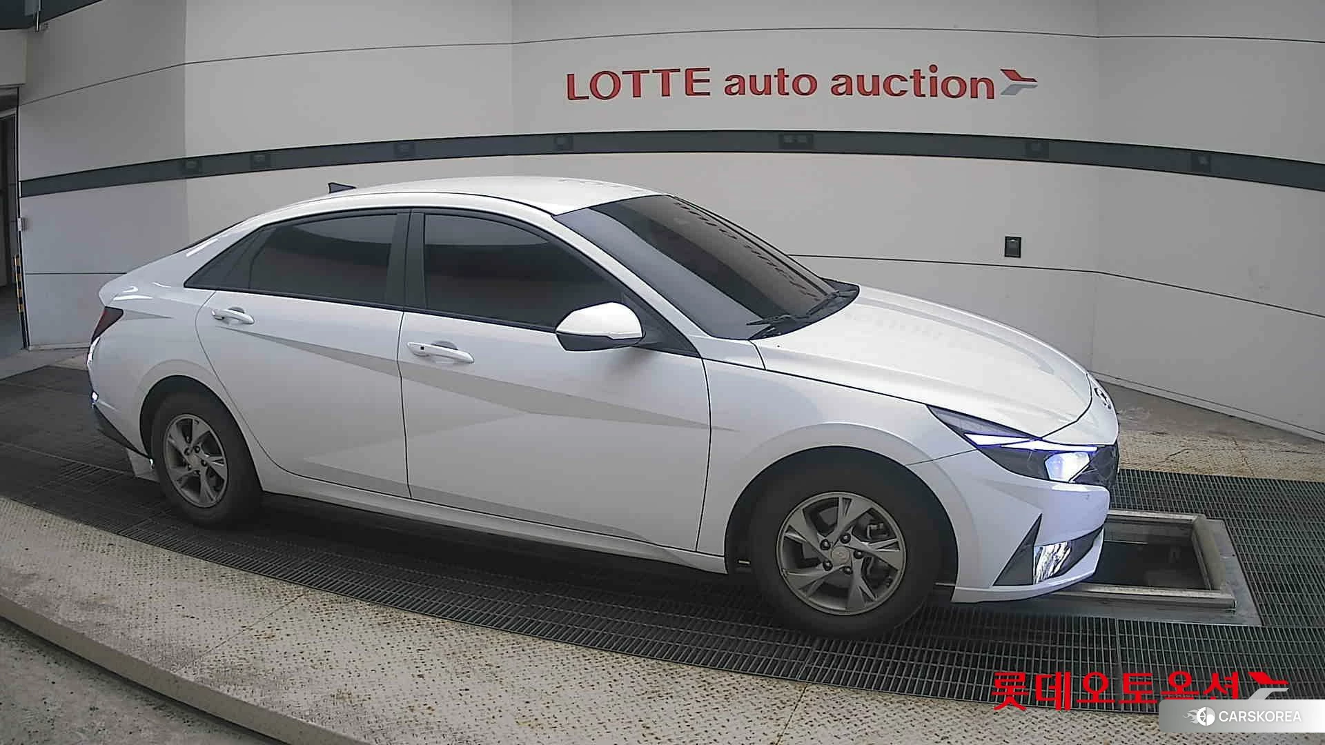 Hyundai Avante id 4902504 из Кореи 8