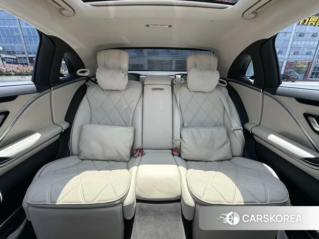 Mercedes-Benz Maybach S-class id 4290324 из Китая 8