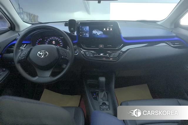 Toyota C-HR id 4212467 из Китая 8
