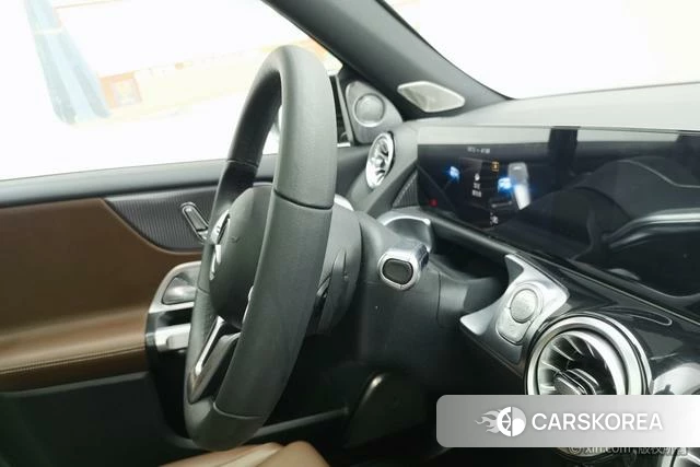 Mercedes-Benz GLB id 4321205 из Китая 8