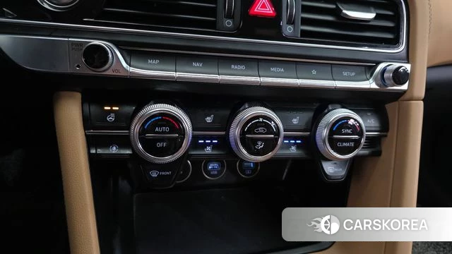 Genesis The New G70 id 4433655 из Кореи 8