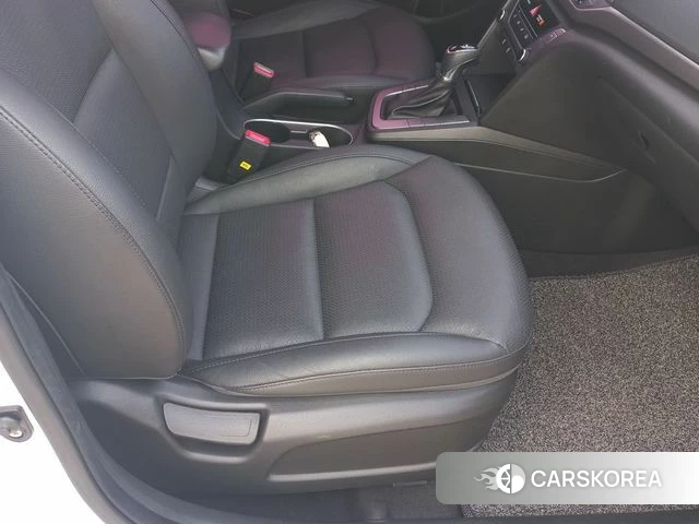 Hyundai Avante AD id 4610562 из Кореи 8