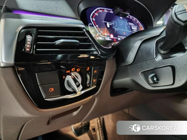 BMW 6 Series GT (G32) id 3910421 из Кореи 8