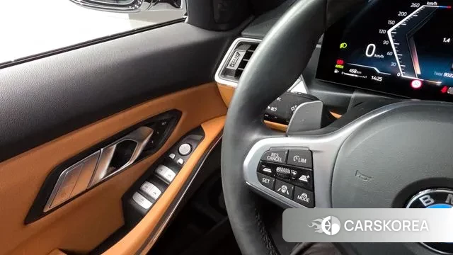 BMW 3 Series (G20) id 3426228 из Кореи 8