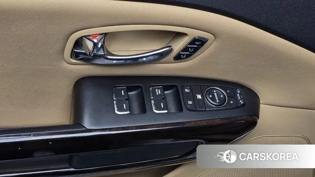 Kia The New Carnival id 3509883 из Кореи 8