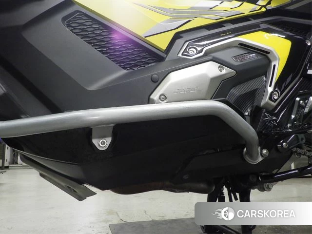 Проданный Honda X-ADV 750 id 4199755 из Японии, фото 8