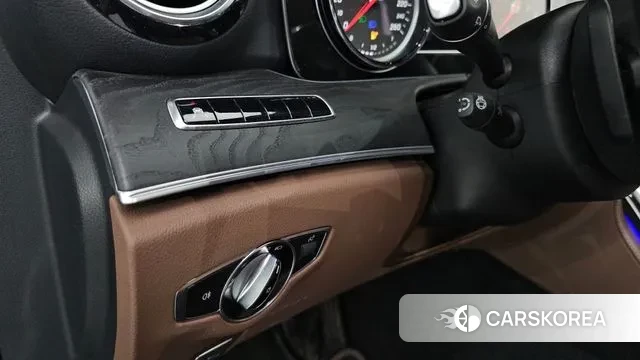 Mercedes-Benz E-Class W213 id 3403048 из Кореи 8