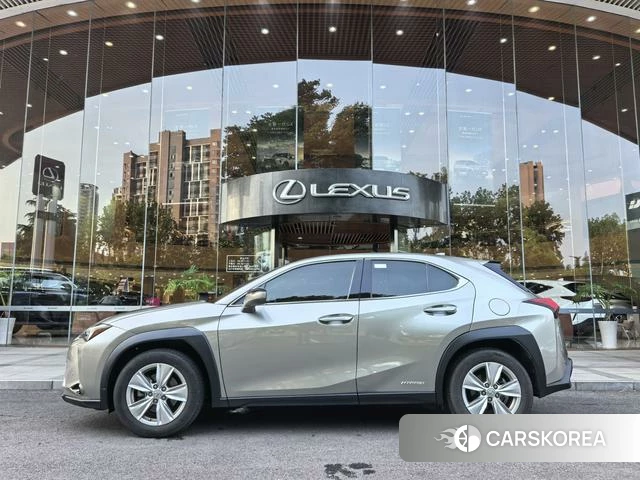 Lexus UX id 4394054 из Китая 8