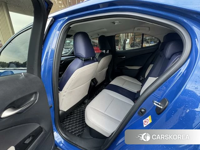 Lexus UX id 4240028 из Китая 8