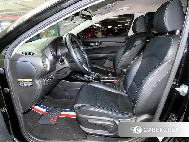 Kia Come New K3 id 4187698 из Кореи 8