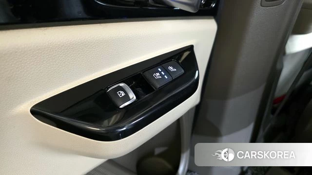 Kia Carnival 4th generation id 3941830 из Кореи 8