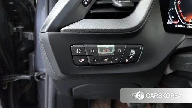 BMW 1 Series (F40) id 3106109 из Кореи 8