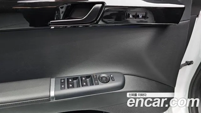 Hyundai Grandeur Hybrid (GN7) id 2867892 из Кореи 8