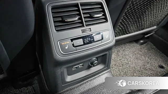 Audi A4 (B9) id 3577707 из Кореи 8