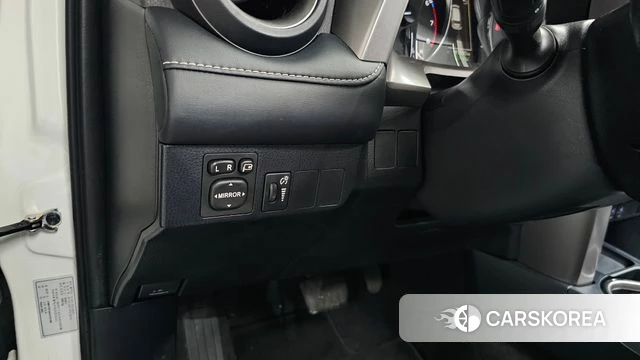 Toyota RAV4 id 4483069 из Кореи 8