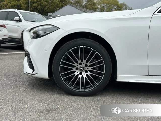 Mercedes-Benz Class C id 4341664 из Китая 8