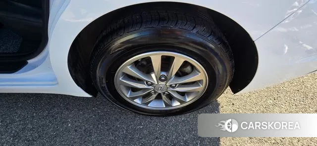 Hyundai The New Avante AD id 3386071 из Кореи 8