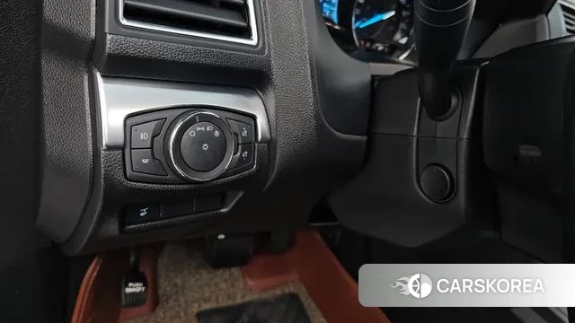 Ford Explorer id 3509784 из Кореи 8