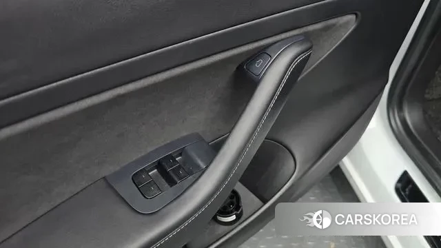 Tesla Model 3 id 3650709 из Кореи 8