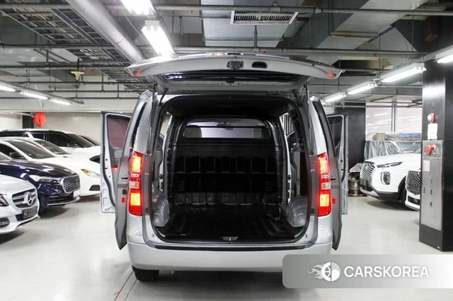 Hyundai The New Grand Starex id 3880130 из Кореи 8