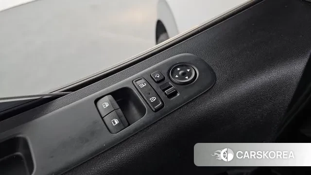 Hyundai Staria id 3680759 из Кореи 8