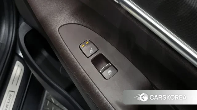 Hyundai The New Grandeur IG id 3344265 из Кореи 8