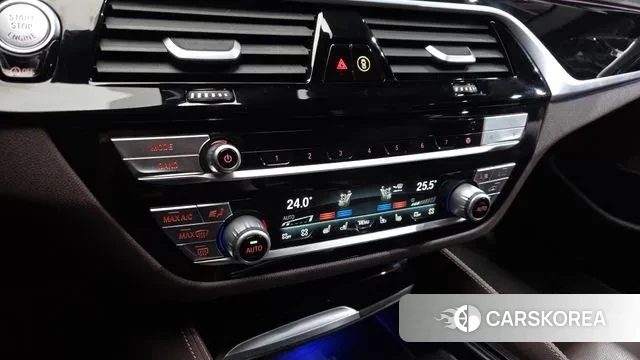 BMW 5 Series (G30) id 3572245 из Кореи 8