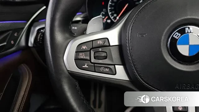 BMW 5 Series (G30) id 3344775 из Кореи 8