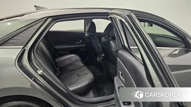 Hyundai Avante (CN7) id 3007921 из Кореи 8