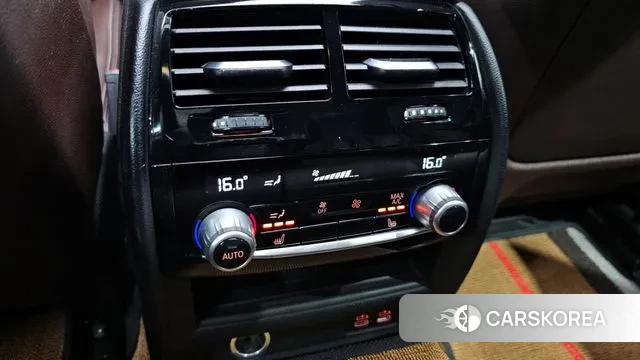 BMW 5 Series (G30) id 3561929 из Кореи 8