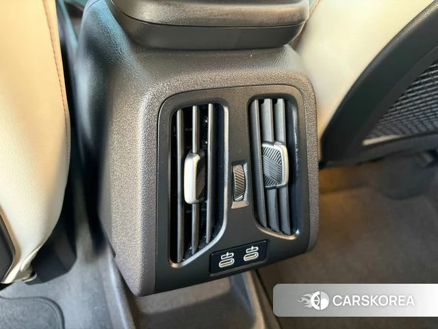 BMW X2 (U10) id 3919632 из Кореи 8