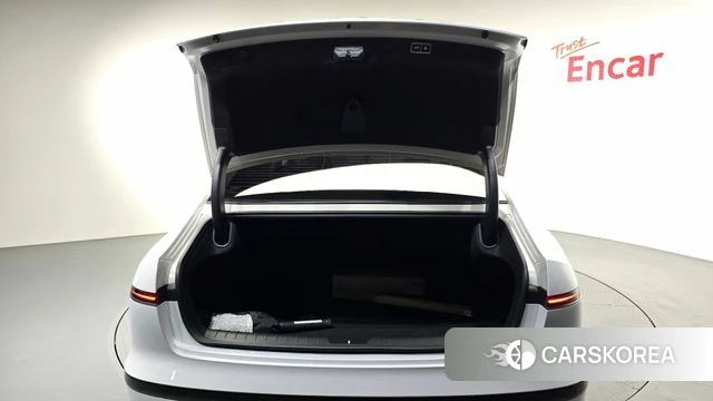 Hyundai Grandeur (GN7) id 4474455 из Кореи 8