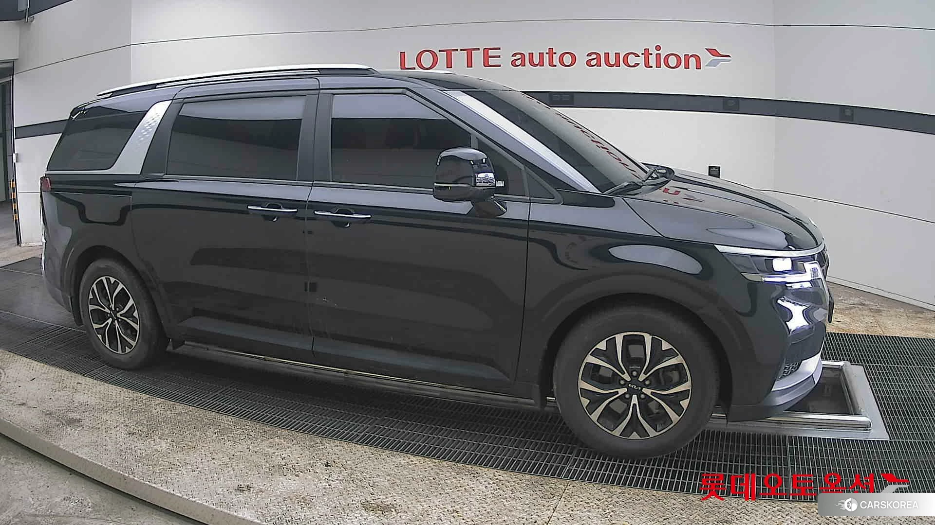 Kia Carnival id 3875718 из Кореи 8