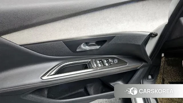 Peugeot 5008 second generation id 3608070 из Кореи 8