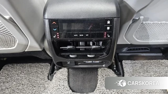 Jeep Grand Cherokee (WL) id 3591899 из Кореи 8