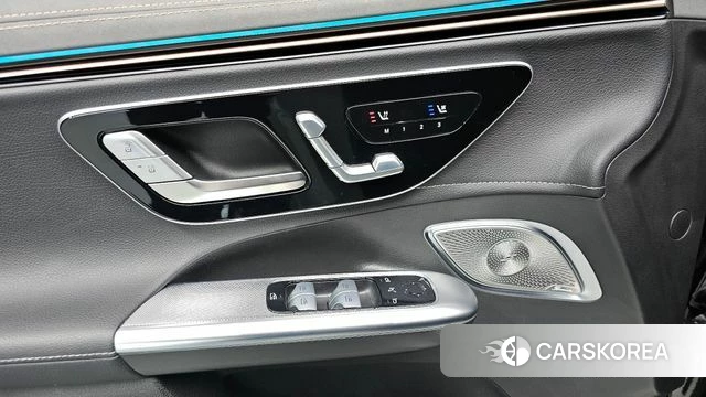 Mercedes-Benz EQE SUV X294 id 4442718 из Кореи 8